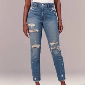 Abercrombie & Fitch Distressed Medium Wash Curve Love High Rise Mom‎ Jean Size 4
